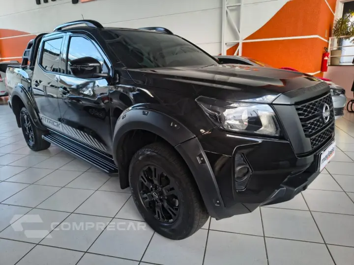 Frontier 2.3 ATTACK CABINE DUPLA 4X4 BI-TURBO DIESEL AUTOMÁT