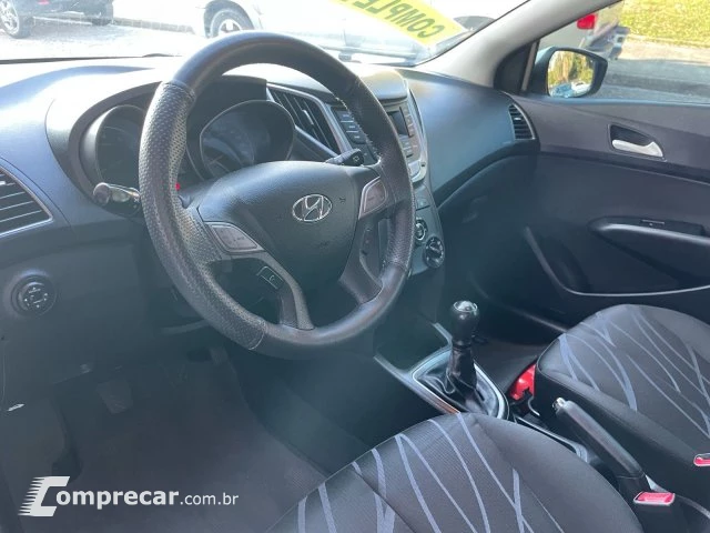 HB20 - 1.0 COMFORT PLUS 12V 4P MANUAL