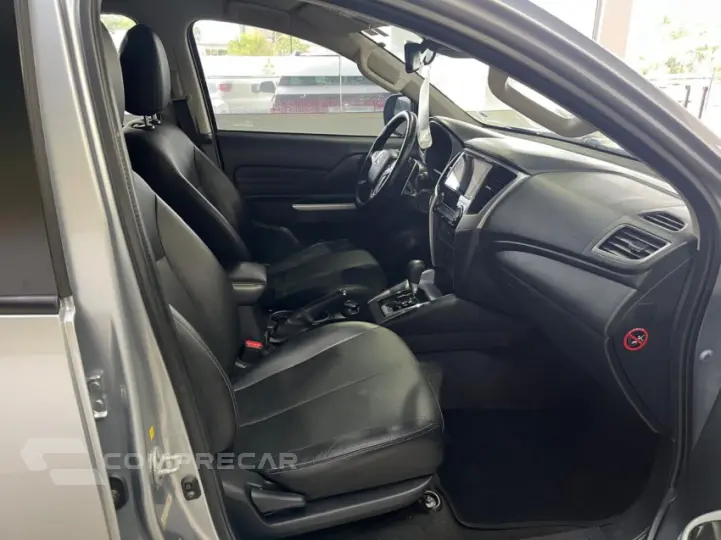 L200 TRITON 2.4 16V Turbo Sport Hpe-s CD 4X4