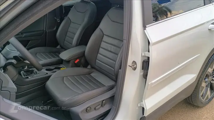 TAOS 1.4 250 TSI Highline