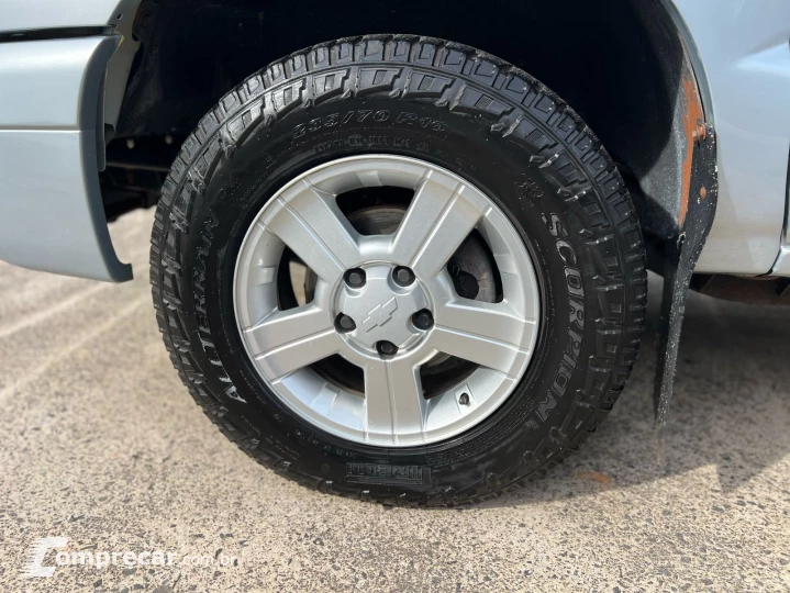 S10 2.4 MPFI Advantage 4X2 CS 8V