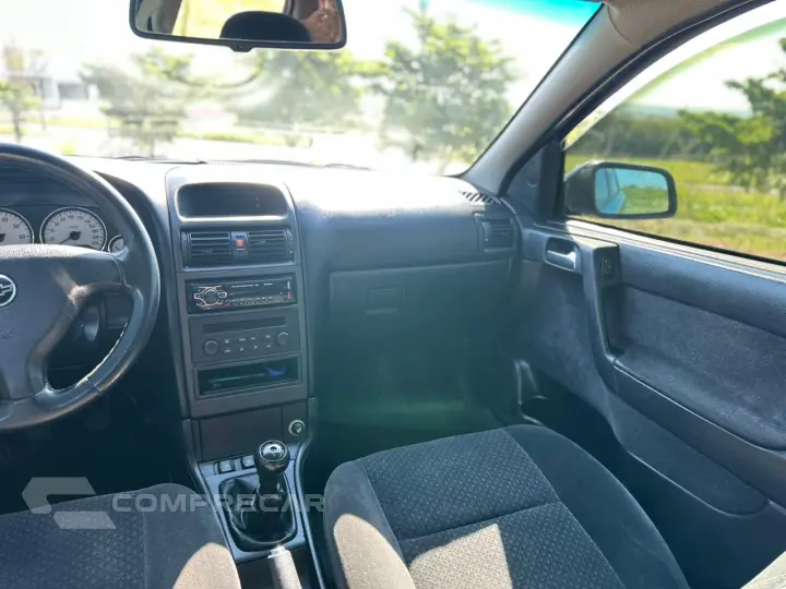 ASTRA 2.0 MPFI Advantage 8V