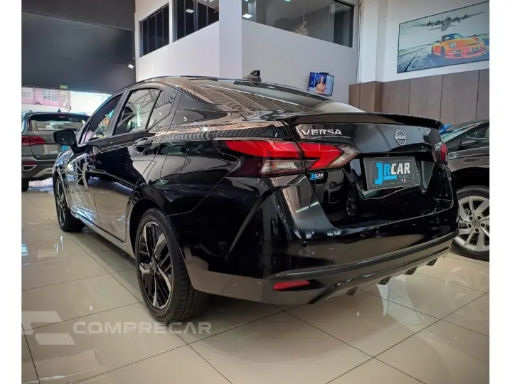 VERSA 1.6 16V FLEX EXCLUSIVE XTRONIC