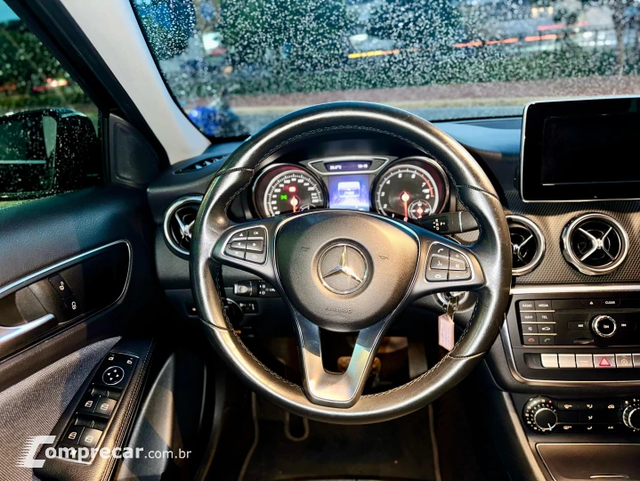 GLA 200 1.6 CGI Style 16V Turbo