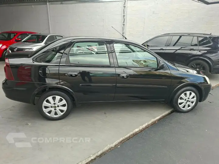 Corsa 1.4 Mpfi Premium Sedan 8V Flex 4P Manual