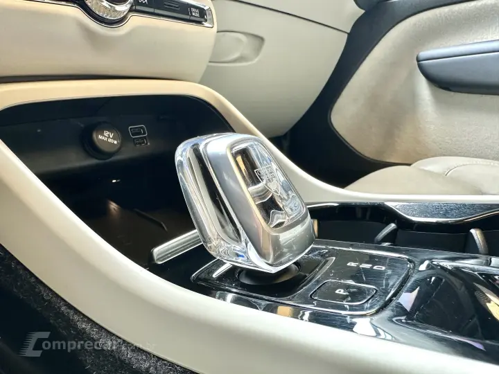 XC40 1.5 T5 RECHARGE INSCRIPTION GEARTRONIC