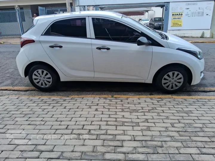 HB 20 Hatch 1.0 12V 4P FLEX UNIQUE