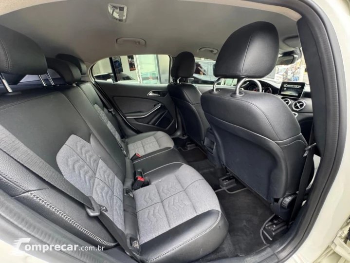 GLA 200 1.6 CGI FLEX STYLE 7G-DCT