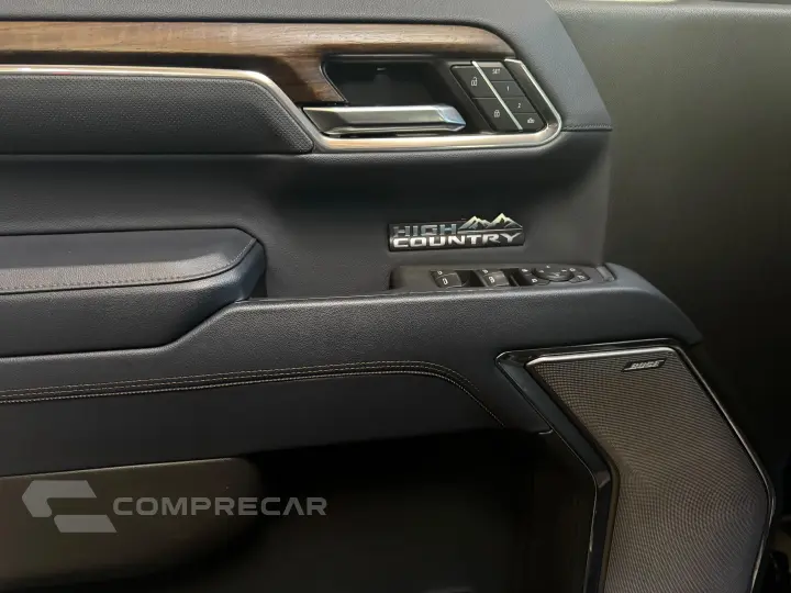 SILVERADO 5.3 V8 GASOLINA 1500 HIGH COUNTRY 4X4 AUTOMÁTICO