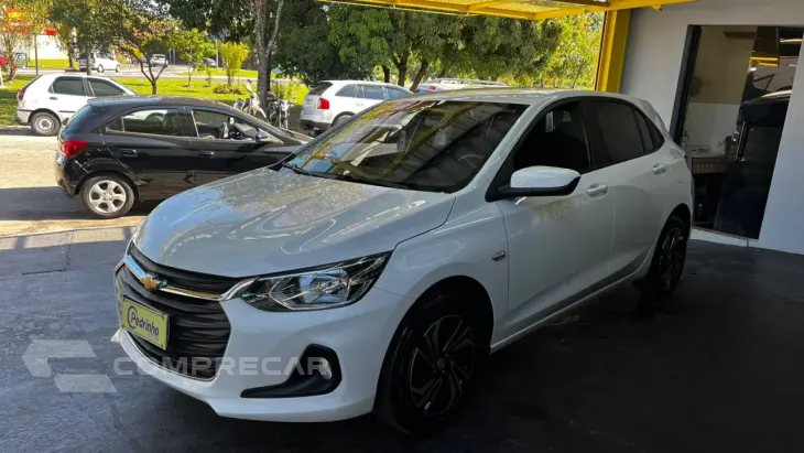 Onix Hatch 1.0 12V 4P FLEX LT