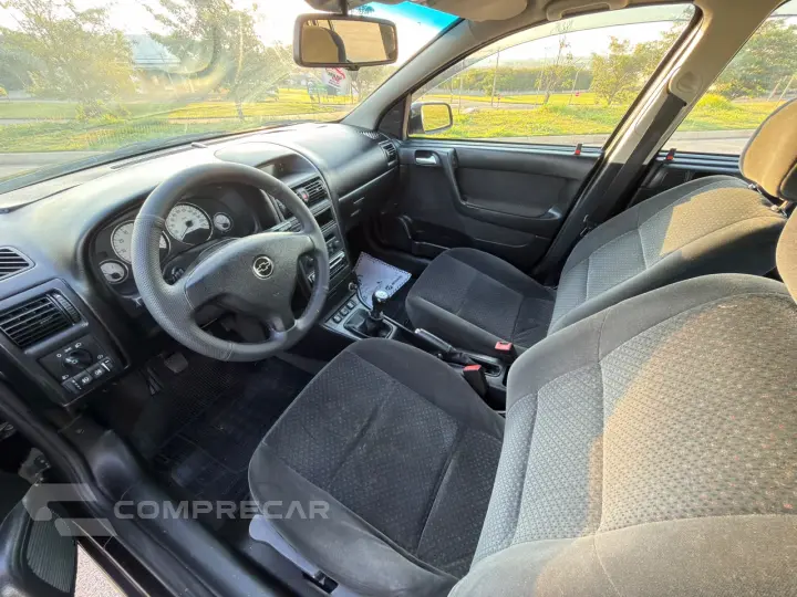 ASTRA 2.0 MPFI Advantage 8V