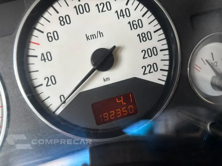 ASTRA 2.0 MPFI Advantage 8V