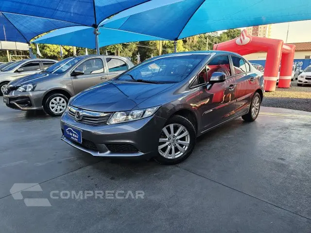 CIVIC - 1.8 LXS 16V 4P AUTOMÁTICO