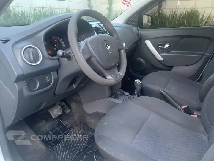 SANDERO 1.6 EXPRESSION 8V FLEX 4P AUTOMATIZADO