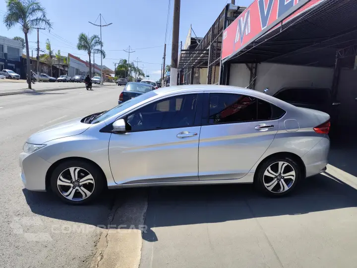 CITY 1.5 EX Sedan 16V