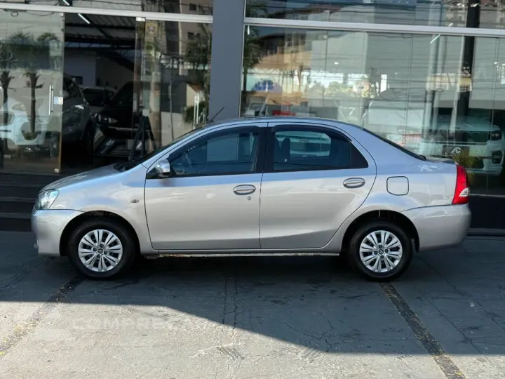 ETIOS XS Sedan 1.5 Flex 16V 4p Aut.