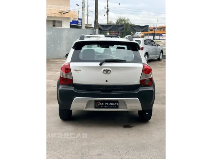 ETIOS CROSS 1.5 16V FLEX 4P MANUAL