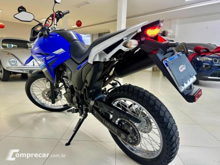 XTZ250 LANDER