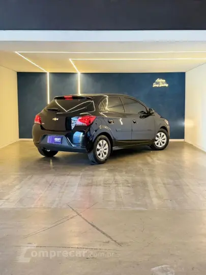 ONIX HATCH LT 1.0 8V FlexPower 5p Mec.