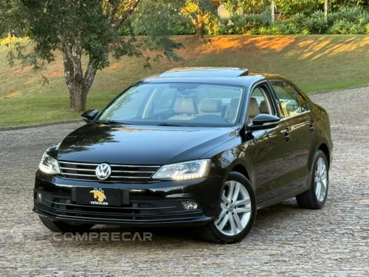 JETTA 2.0 TSI HIGHLINE 211CV GASOLINA 4P TIPTRONIC