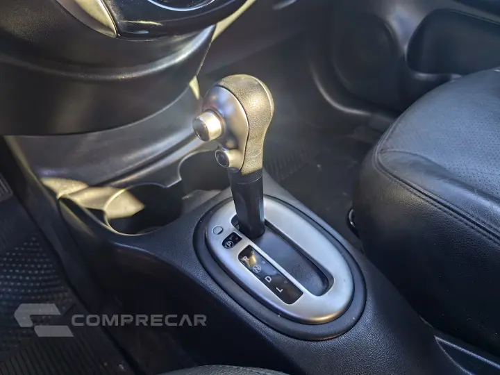 VERSA 1.6 16V FLEXSTART SL 4P XTRONIC