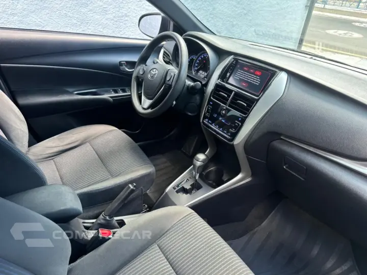 YARIS 1.5 16V FLEX XL PLUS CONNECT MULTIDRIVE