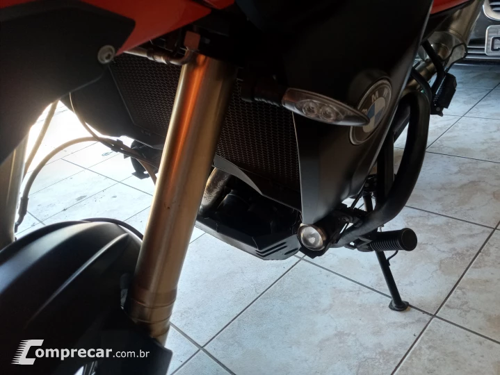 F800Gs