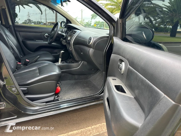 LIVINA 1.6 SL 16V