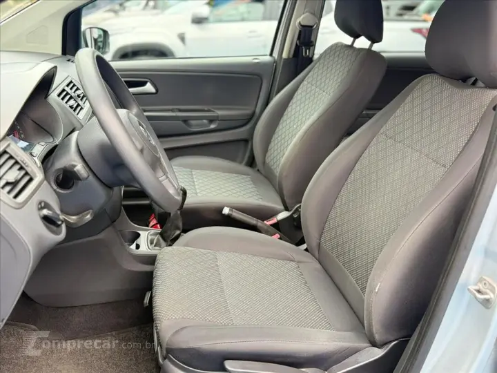 FOX 1.0 MI TRENDLINE 8V FLEX 4P MANUAL