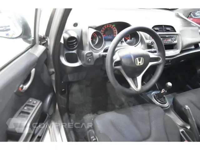 FIT - 1.4 LXL 16V 4P MANUAL