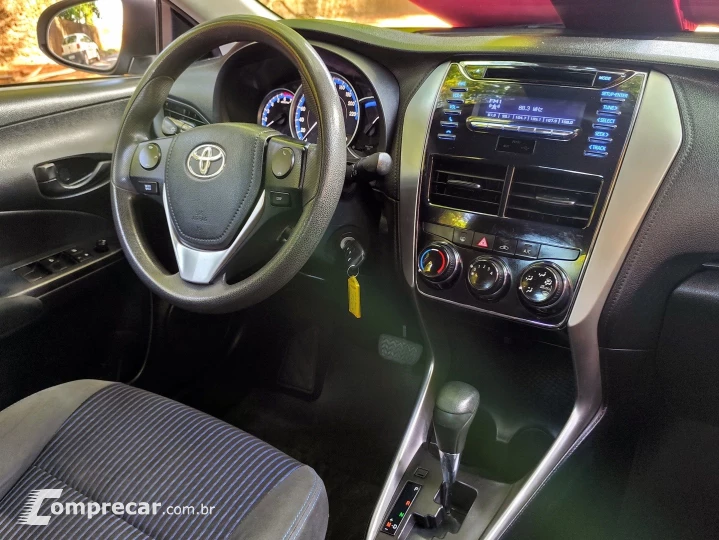 YARIS 1.5 16V FLEX SEDAN XL LIVE MULTIDRIVE