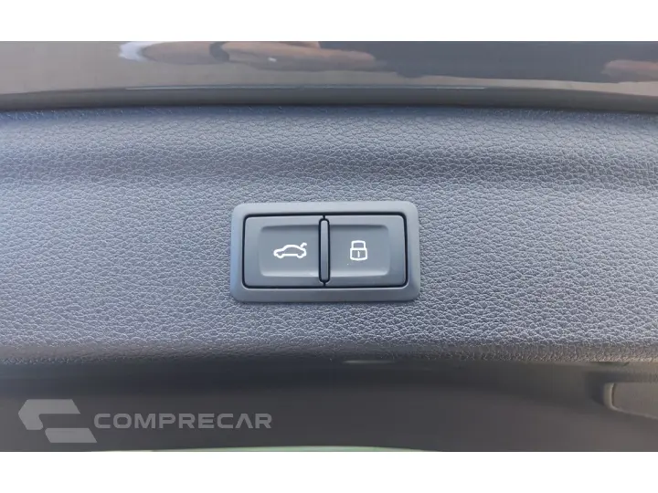 Q3 2.0 40 TFSI GASOLINA PERFORMANCE QUATTRO TIPTRONIC