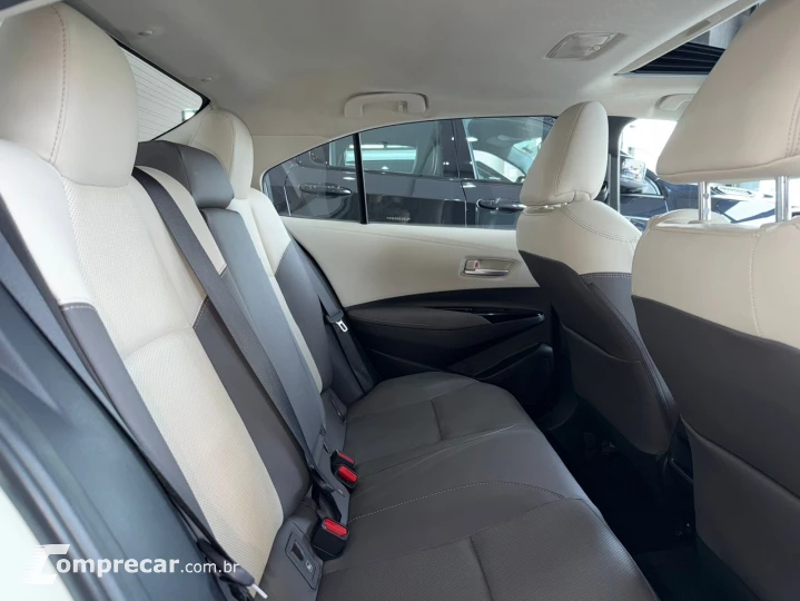 Corolla Altis 2.0