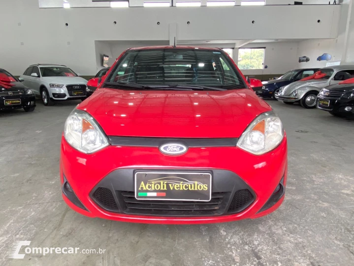 FIESTA 1.6 MPI Class Hatch 8V