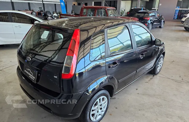 FIESTA 1.6 MPI Hatch 8V
