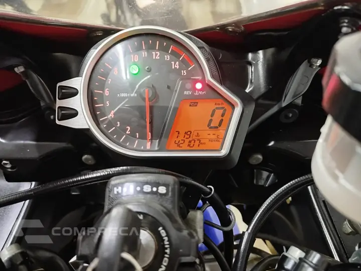 CBR 1000 FIREBLADE RR