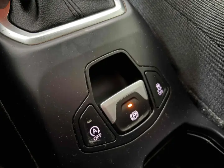 RENEGADE 1.8 16V FLEX SPORT 4P AUTOMÁTICO