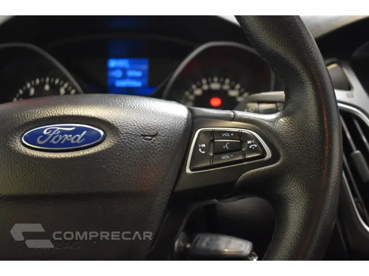 FOCUS 2.0 SE FASTBACK 16V FLEX 4P POWERSHIFT
