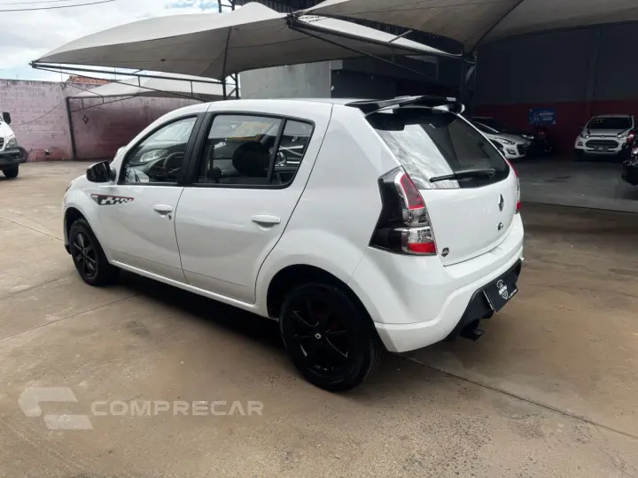 Sandero 1.6 4P FLEX GT LINE