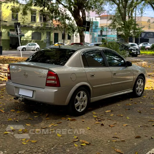ASTRA 2.0 MPFI Elite Sedan 8V