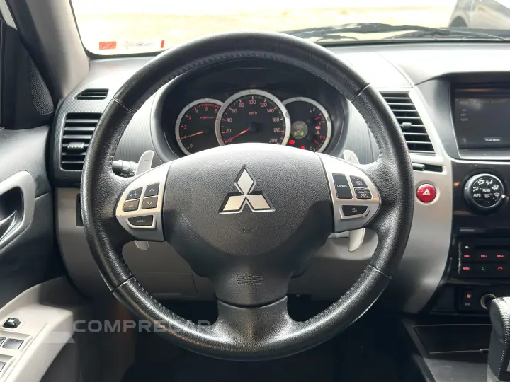 PAJERO 3.2 HPE 4X4 7 LUGARES 16V TURBO INTERCOOLER DIESEL 4P