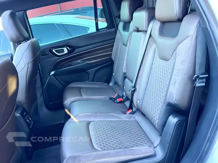 COMMANDER 1.3 T270 TURBO FLEX OVERLAND AT6