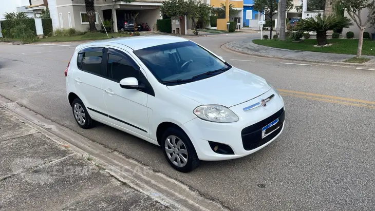 Fiat Palio Attractive 1.4 EVO Fire Flex 8V 5P 2013