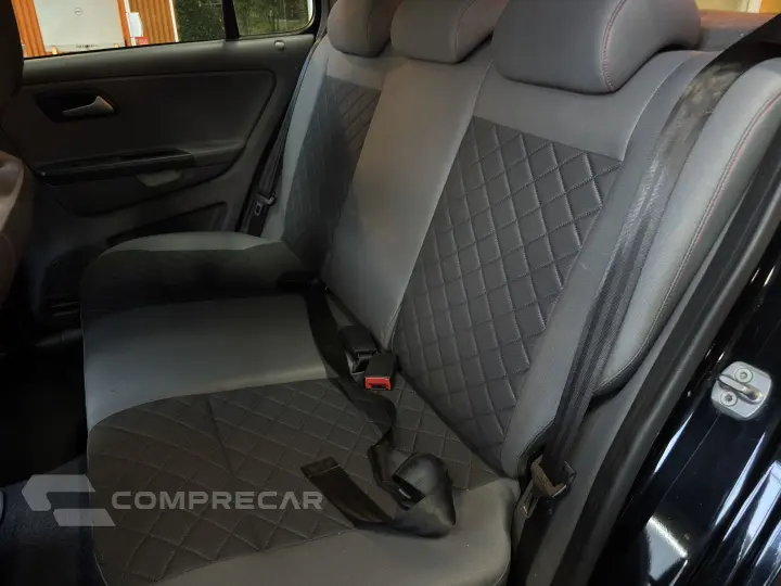 FOX 1.6 MI HIGHLINE 8V FLEX 4P AUTOMATIZADO