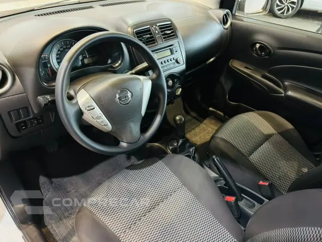 VERSA - 1.0 12V 4P MANUAL