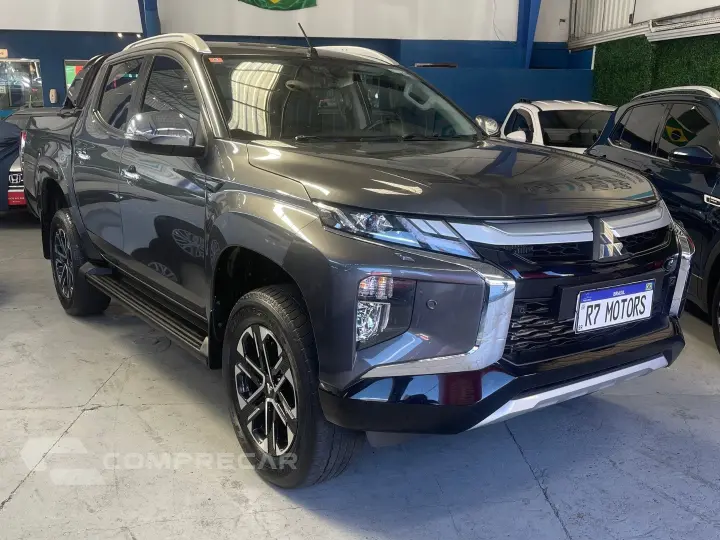 L200 TRITON 2.4 16V TURBO DIESEL SPORT HPE-S CD 4P 4X4 AUTOM