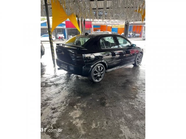 ASTRA HATCH - 2.0 MPFI ADVANTAGE 8V 4P MANUAL