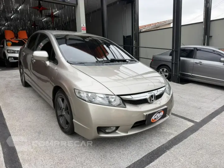 Civic Sedan LXS 1.8/1.8 Flex 16V Mec. 4p