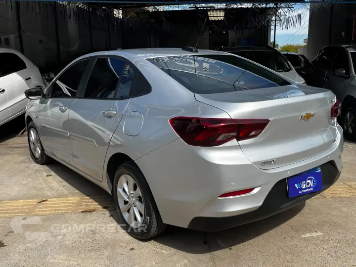 ONIX 1.0 Turbo Plus LT