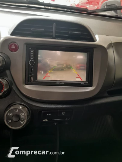 Fit 1.4 16V 4P LX FLEX
